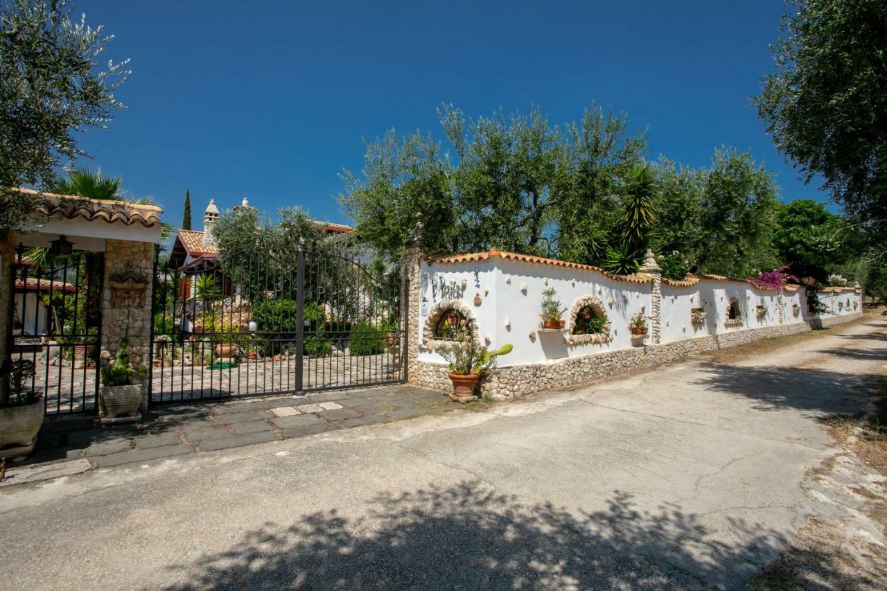 Il Casale Delle Principesse Villa Mattinata Exterior photo