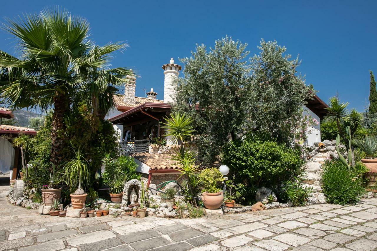 Il Casale Delle Principesse Villa Mattinata Exterior photo
